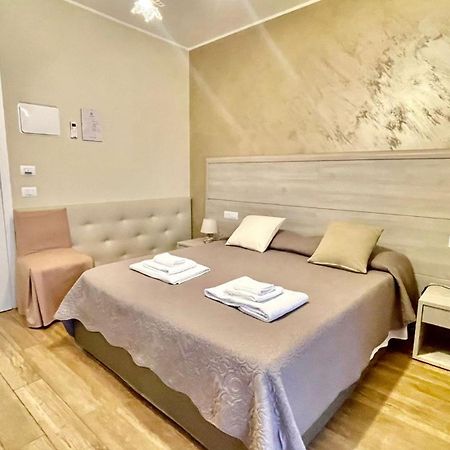 Oasi Perla Del Mare Rooms Aci Castello Buitenkant foto