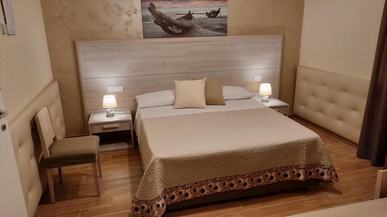 Oasi Perla Del Mare Rooms Aci Castello Buitenkant foto