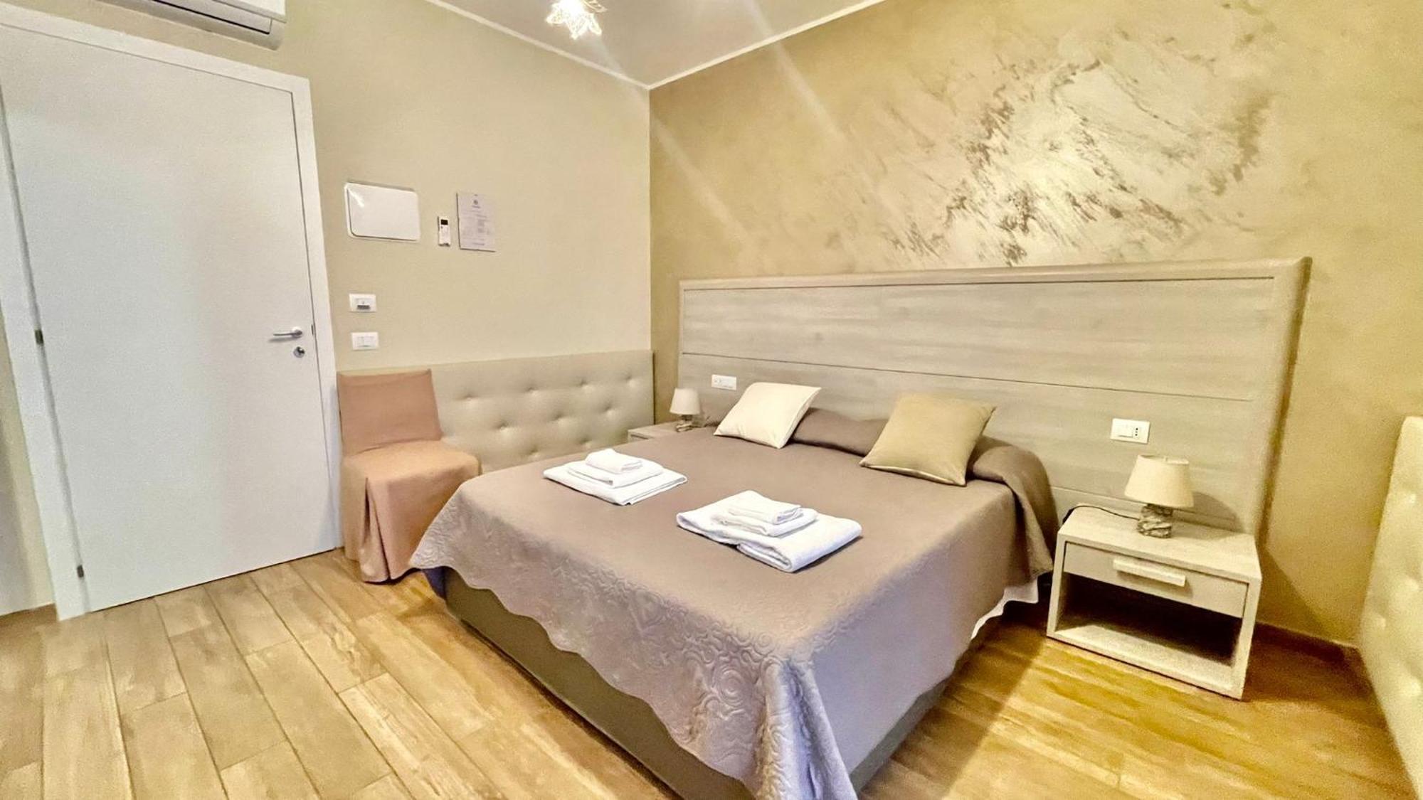Oasi Perla Del Mare Rooms Aci Castello Buitenkant foto