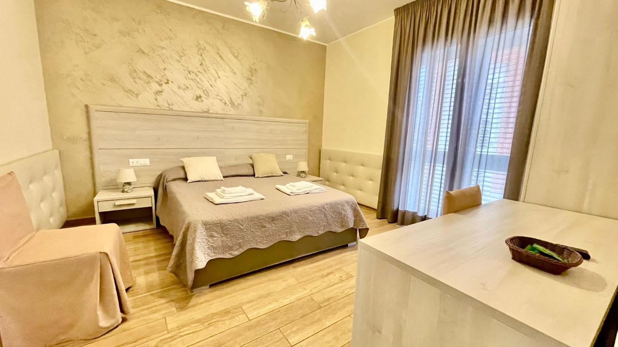 Oasi Perla Del Mare Rooms Aci Castello Buitenkant foto
